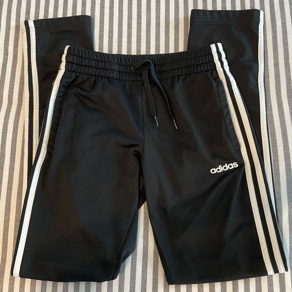 adidas Essentials 3-Stripe Tricot Track Pants Size XS (2-4)